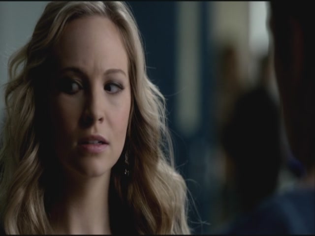 VampireDiariesWorld-dot-org-S3TVD_3x19HeartOfDarkness0207.jpg