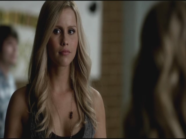 VampireDiariesWorld-dot-org-S3TVD_3x19HeartOfDarkness0216.jpg