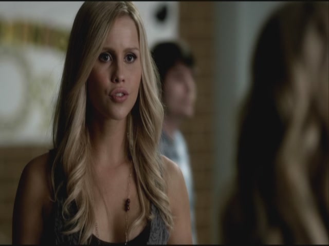 VampireDiariesWorld-dot-org-S3TVD_3x19HeartOfDarkness0217.jpg