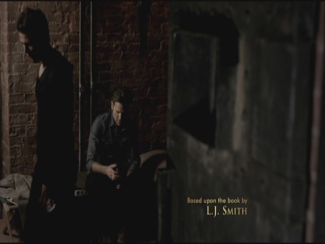 VampireDiariesWorld-dot-org-S3TVD_3x19HeartOfDarkness0316.jpg