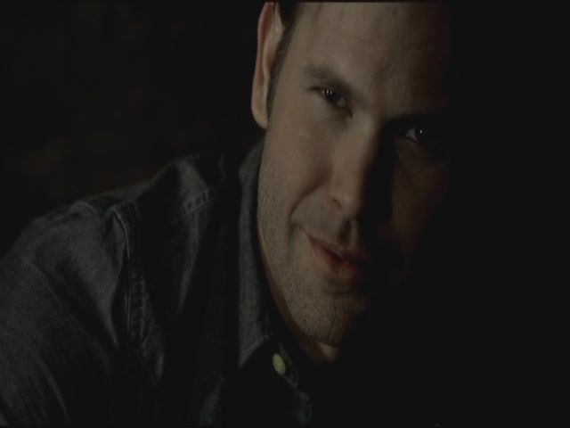 VampireDiariesWorld-dot-org-S3TVD_3x19HeartOfDarkness0345.jpg