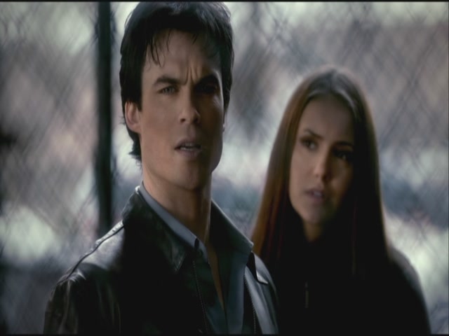 VampireDiariesWorld-dot-org-S3TVD_3x19HeartOfDarkness0398.jpg