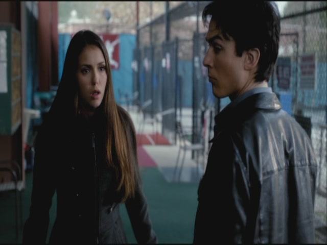 VampireDiariesWorld-dot-org-S3TVD_3x19HeartOfDarkness0450.jpg