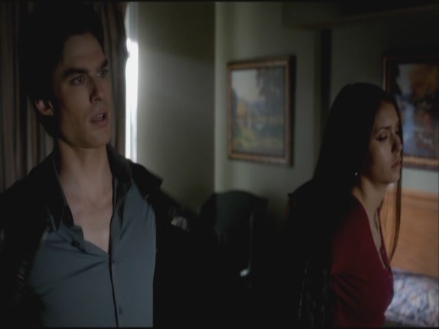 VampireDiariesWorld-dot-org-S3TVD_3x19HeartOfDarkness0513.jpg