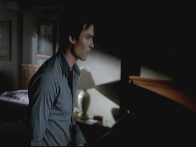 VampireDiariesWorld-dot-org-S3TVD_3x19HeartOfDarkness0535.jpg