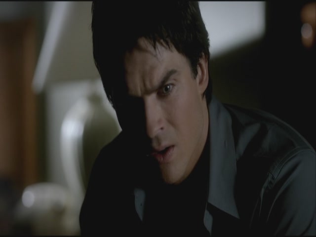 VampireDiariesWorld-dot-org-S3TVD_3x19HeartOfDarkness0545.jpg