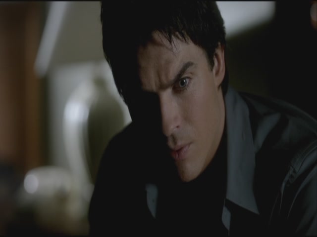 VampireDiariesWorld-dot-org-S3TVD_3x19HeartOfDarkness0549.jpg