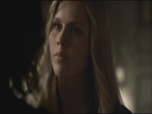 VampireDiariesWorld-dot-org-S3TVD_3x19HeartOfDarkness0732.jpg