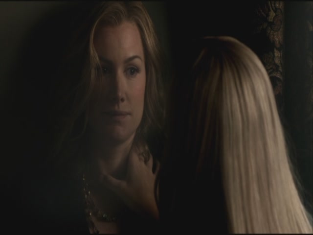 VampireDiariesWorld-dot-org-S3TVD_3x19HeartOfDarkness0735.jpg