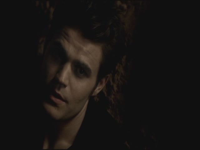 VampireDiariesWorld-dot-org-S3TVD_3x19HeartOfDarkness0819.jpg