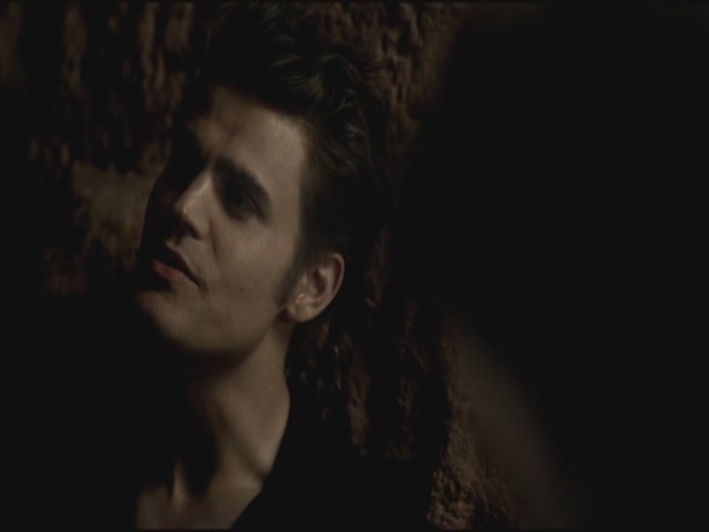 VampireDiariesWorld-dot-org-S3TVD_3x19HeartOfDarkness0833.jpg