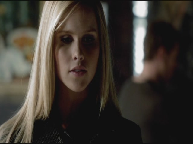 VampireDiariesWorld-dot-org-S3TVD_3x20DoNotGoGentle0032.jpg