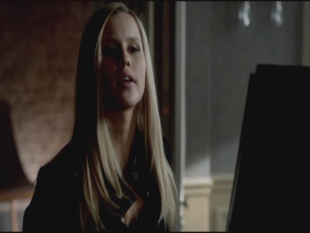 VampireDiariesWorld-dot-org-S3TVD_3x20DoNotGoGentle0114.jpg