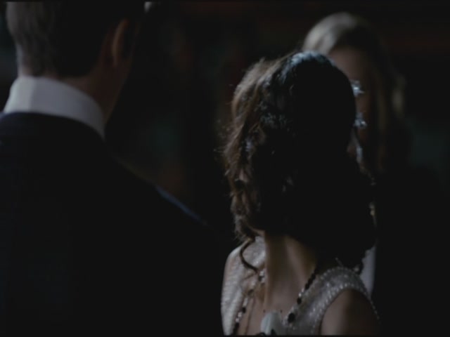 VampireDiariesWorld-dot-org-S3TVD_3x20DoNotGoGentle0768.jpg