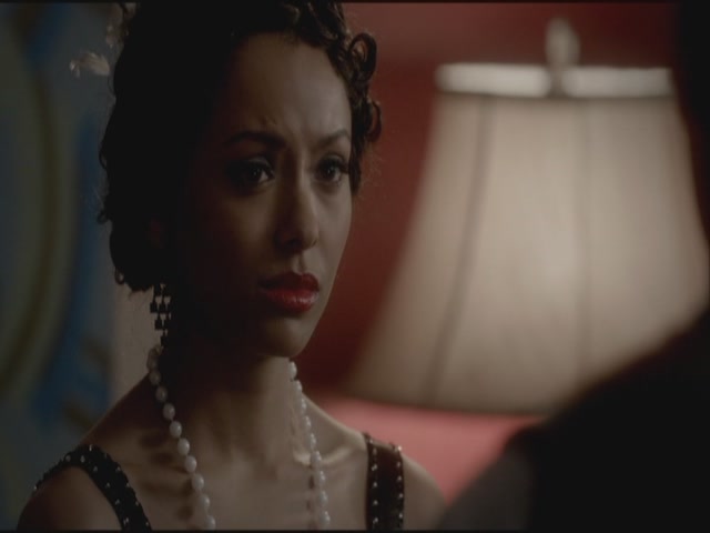 VampireDiariesWorld-dot-org-S3TVD_3x20DoNotGoGentle1898.jpg