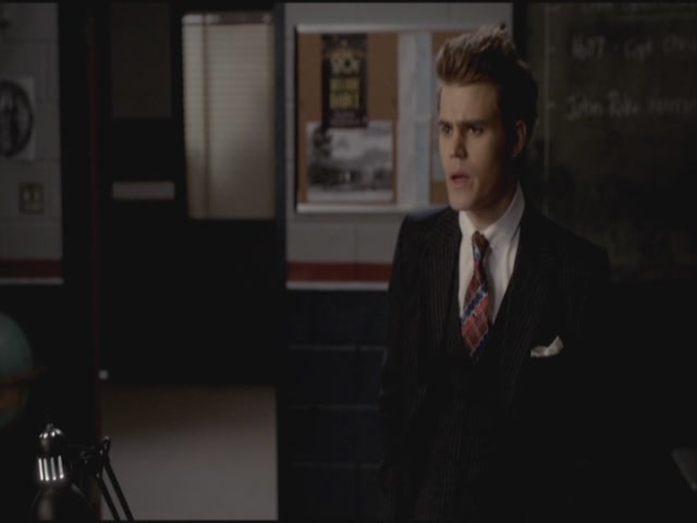 VampireDiariesWorld-dot-org-S3TVD_3x20DoNotGoGentle1968.jpg