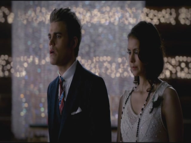 VampireDiariesWorld-dot-org-S3TVD_3x20DoNotGoGentle1997.jpg