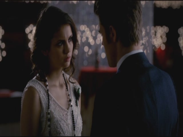 VampireDiariesWorld-dot-org-S3TVD_3x20DoNotGoGentle2003.jpg