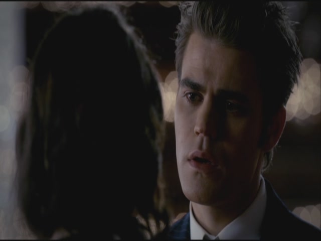 VampireDiariesWorld-dot-org-S3TVD_3x20DoNotGoGentle2006.jpg