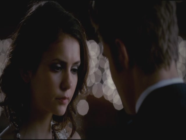 VampireDiariesWorld-dot-org-S3TVD_3x20DoNotGoGentle2012.jpg