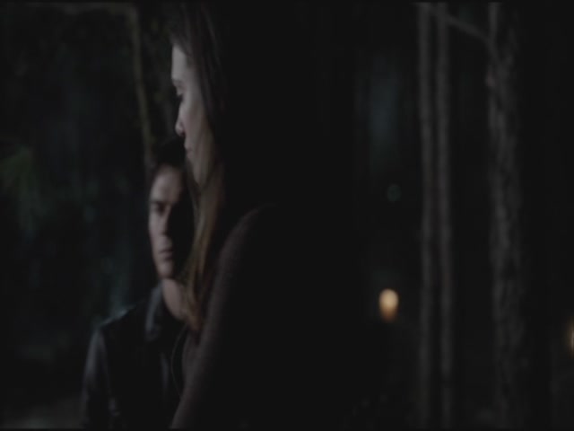 VampireDiariesWorld-dot-org-S3TVD_3x20DoNotGoGentle2062.jpg