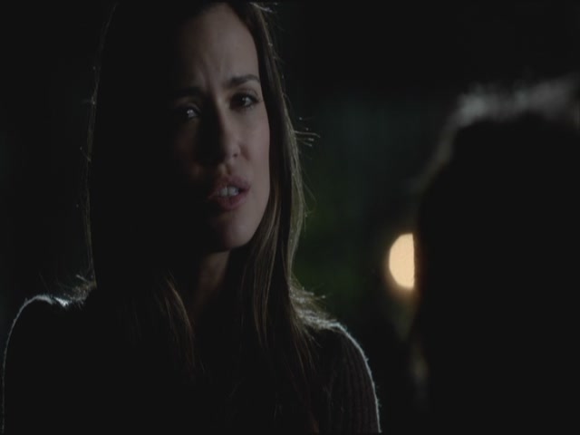 VampireDiariesWorld-dot-org-S3TVD_3x20DoNotGoGentle2090.jpg