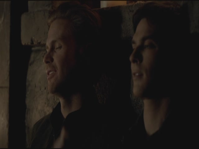 VampireDiariesWorld-dot-org-S3TVD_3x20DoNotGoGentle2130.jpg