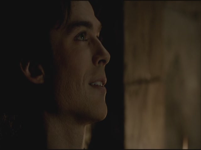 VampireDiariesWorld-dot-org-S3TVD_3x20DoNotGoGentle2142.jpg