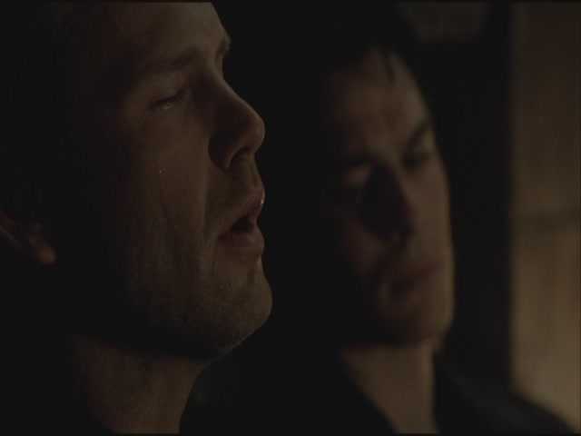 VampireDiariesWorld-dot-org-S3TVD_3x20DoNotGoGentle2169.jpg