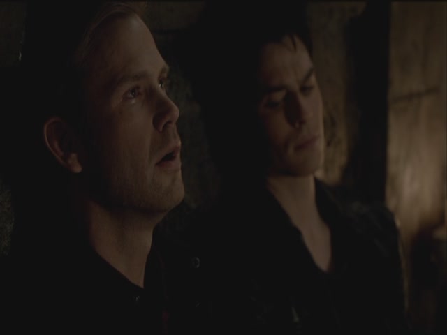 VampireDiariesWorld-dot-org-S3TVD_3x20DoNotGoGentle2171.jpg