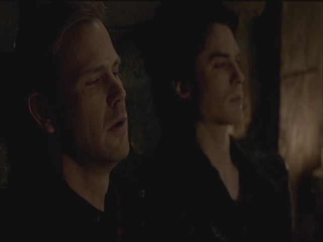 VampireDiariesWorld-dot-org-S3TVD_3x20DoNotGoGentle2173.jpg