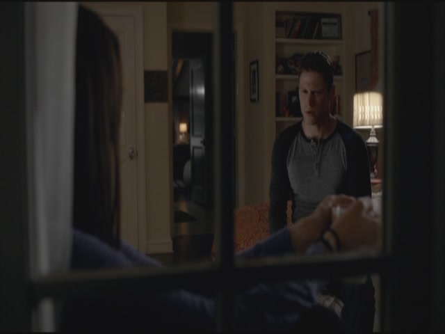 VampireDiariesWorld-dot-org-S3TVD_3x22TheDeparted1051.jpg