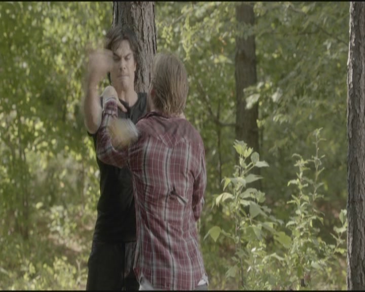 VampireDiariesWorld-dot-org-S3-SecondBite0065.jpg