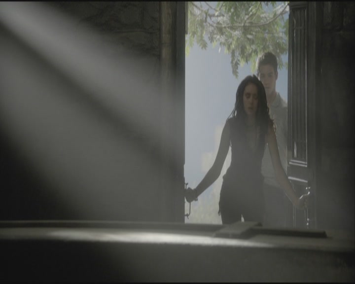 VampireDiariesWorld-dot-org-S3-SecondBite0092.jpg