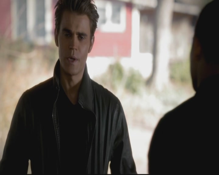 VampireDiariesWorld-dot-org-S3-StefansDescentIntoDarkness0039.jpg