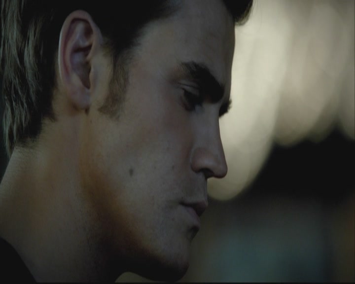 VampireDiariesWorld-dot-org-S3-StefansDescentIntoDarkness0289.jpg