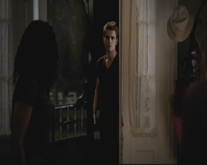 VampireDiariesWorld-dot-org-S3-TheOriginalVampireTheBeginning0862.jpg