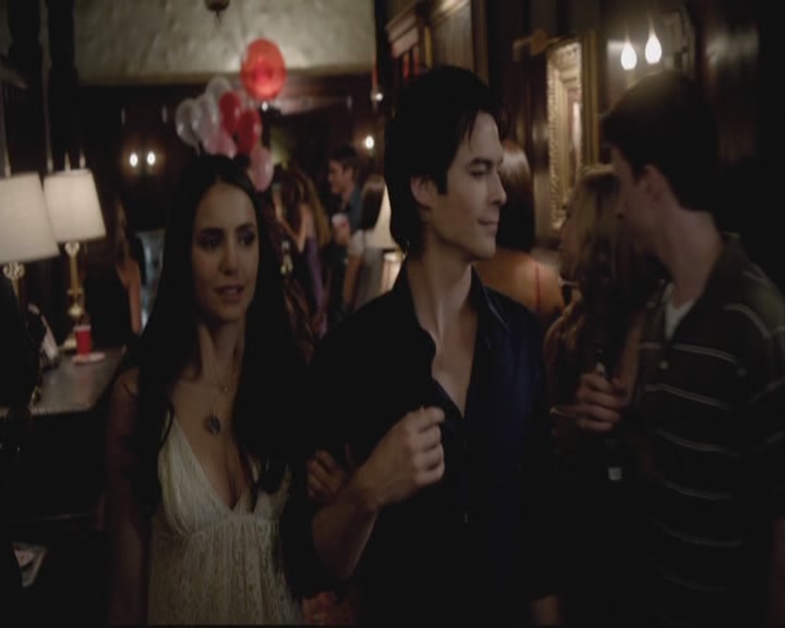 VampireDiariesWorld-dot-org-S3-TheOriginalVampireTheBeginning1145.jpg