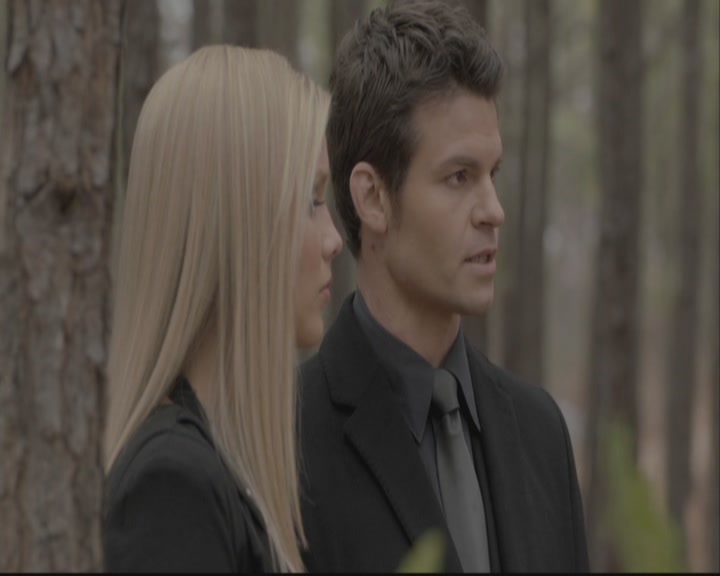 VampireDiariesWorld-dot-org-DeletedScenes-3x15AllMyChildren0013.jpg