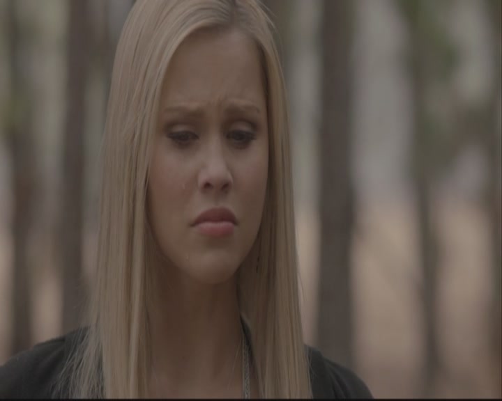 VampireDiariesWorld-dot-org-DeletedScenes-3x15AllMyChildren0018.jpg