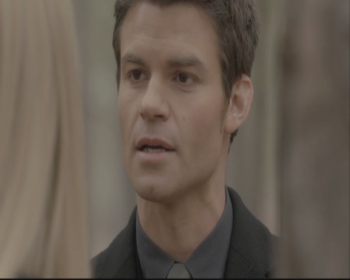 VampireDiariesWorld-dot-org-DeletedScenes-3x15AllMyChildren0028.jpg