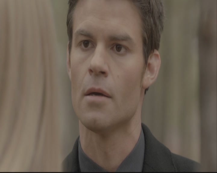 VampireDiariesWorld-dot-org-DeletedScenes-3x15AllMyChildren0034.jpg