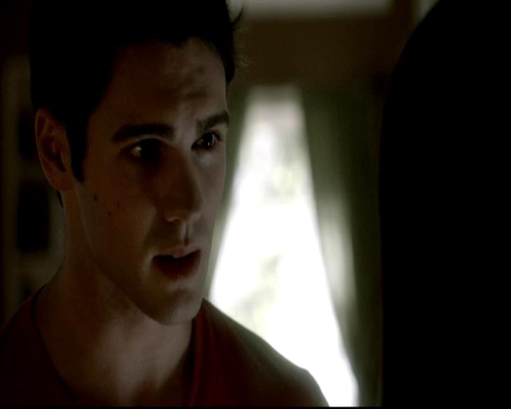 VampireDiariesWorld-dot-org_4x01GrowingPains0212.jpg