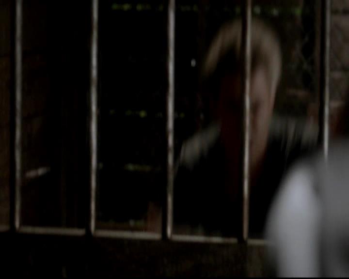 VampireDiariesWorld-dot-org_4x01GrowingPains1416.jpg