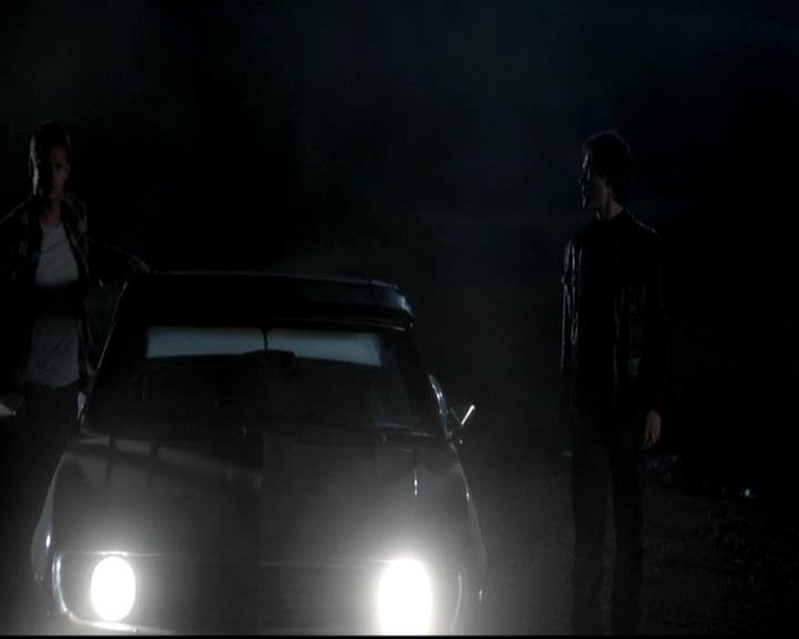 VampireDiariesWorld-dot-org_4x01GrowingPains1618.jpg