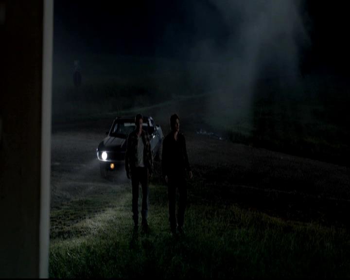 VampireDiariesWorld-dot-org_4x01GrowingPains1624.jpg