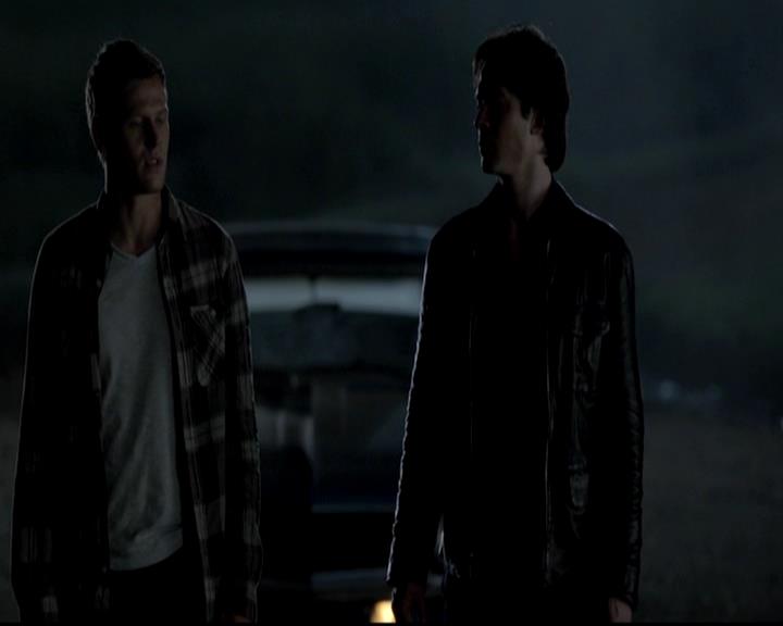 VampireDiariesWorld-dot-org_4x01GrowingPains1628.jpg