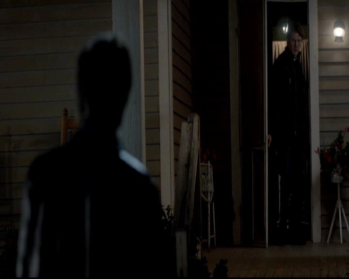 VampireDiariesWorld-dot-org_4x01GrowingPains1649.jpg