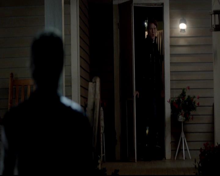 VampireDiariesWorld-dot-org_4x01GrowingPains1652.jpg