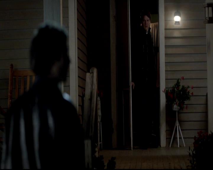 VampireDiariesWorld-dot-org_4x01GrowingPains1653.jpg